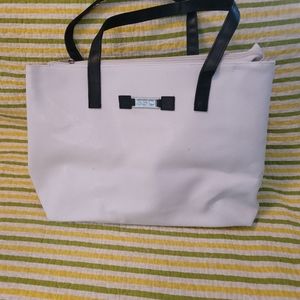LARGE WHITE SSC TOTE W/ BLACK STRAPS- 14 X 11 X 8